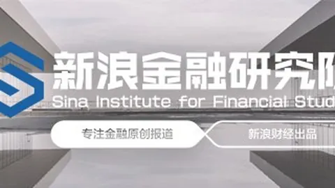 后备箱矿泉水违规罚款：10箱水遭罚100元扣3分，专家详解混装争议